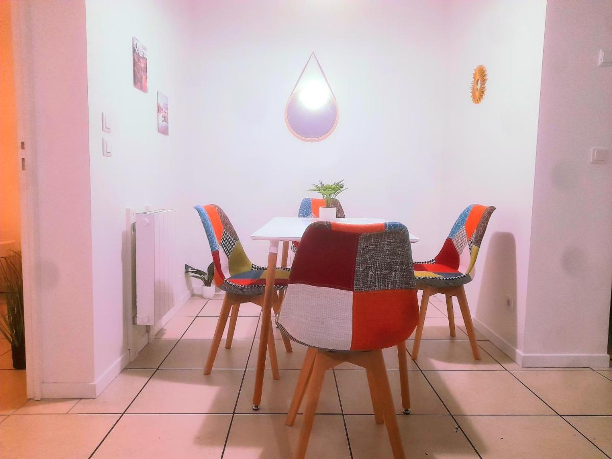 בורז'ה Le Fjord - Appartement Confort, Rez-De-Chaussee, Scandinave, Parking Gratuit מראה חיצוני תמונה